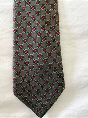 HERMES Olive Patterned Silk Tie
